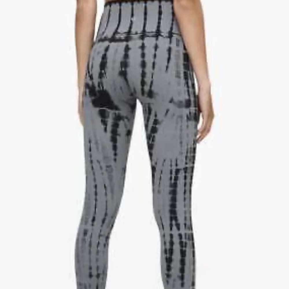 Lululemon wonder under crop leggings tie die